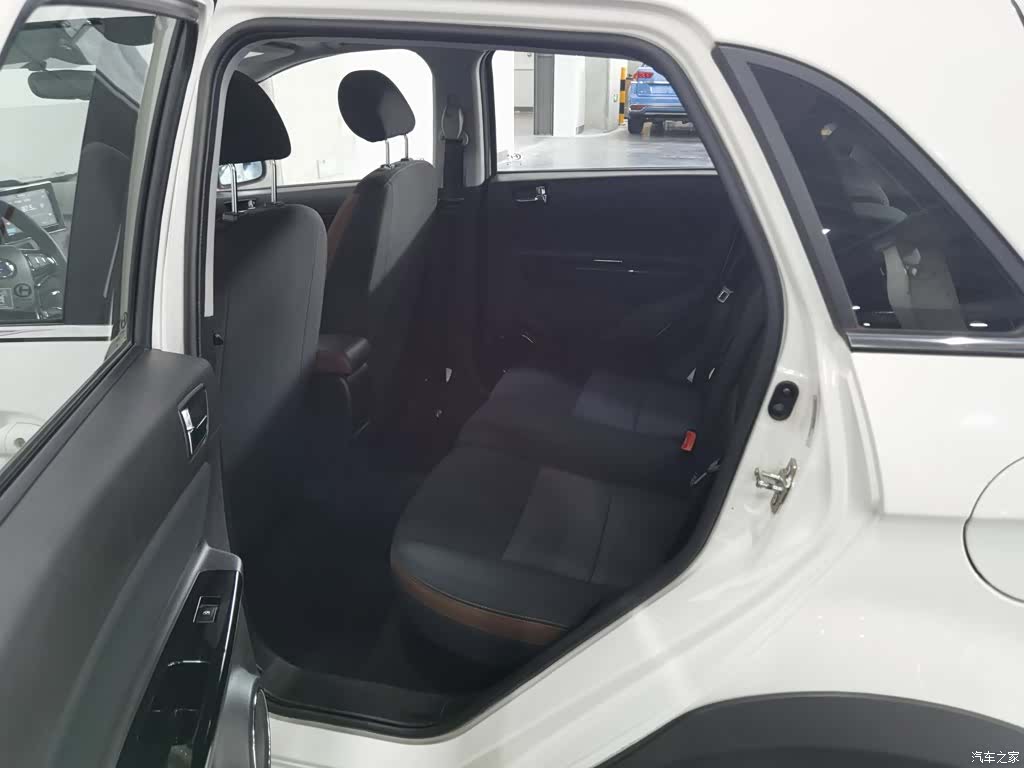 BAIC Q25, 2018 15