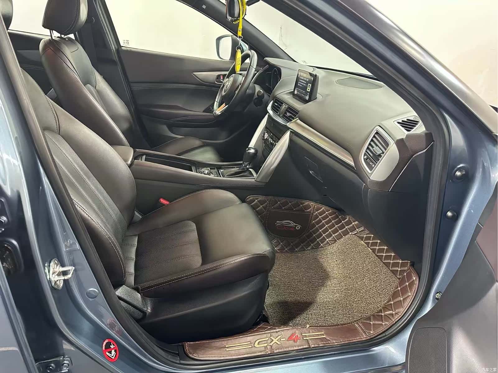 Mazda CX-4, 2019 8