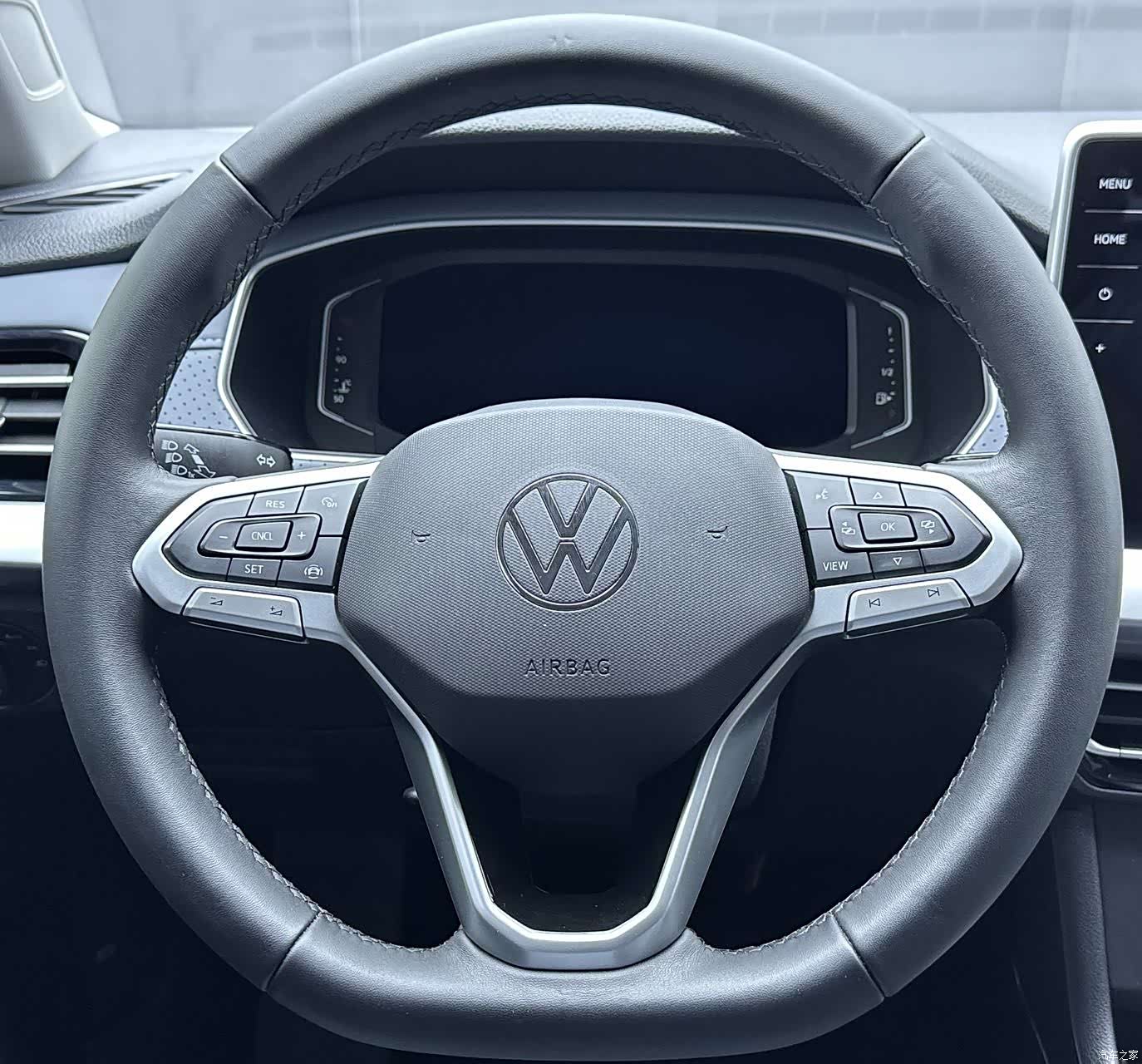 Volkswagen Lavida, 2023 12
