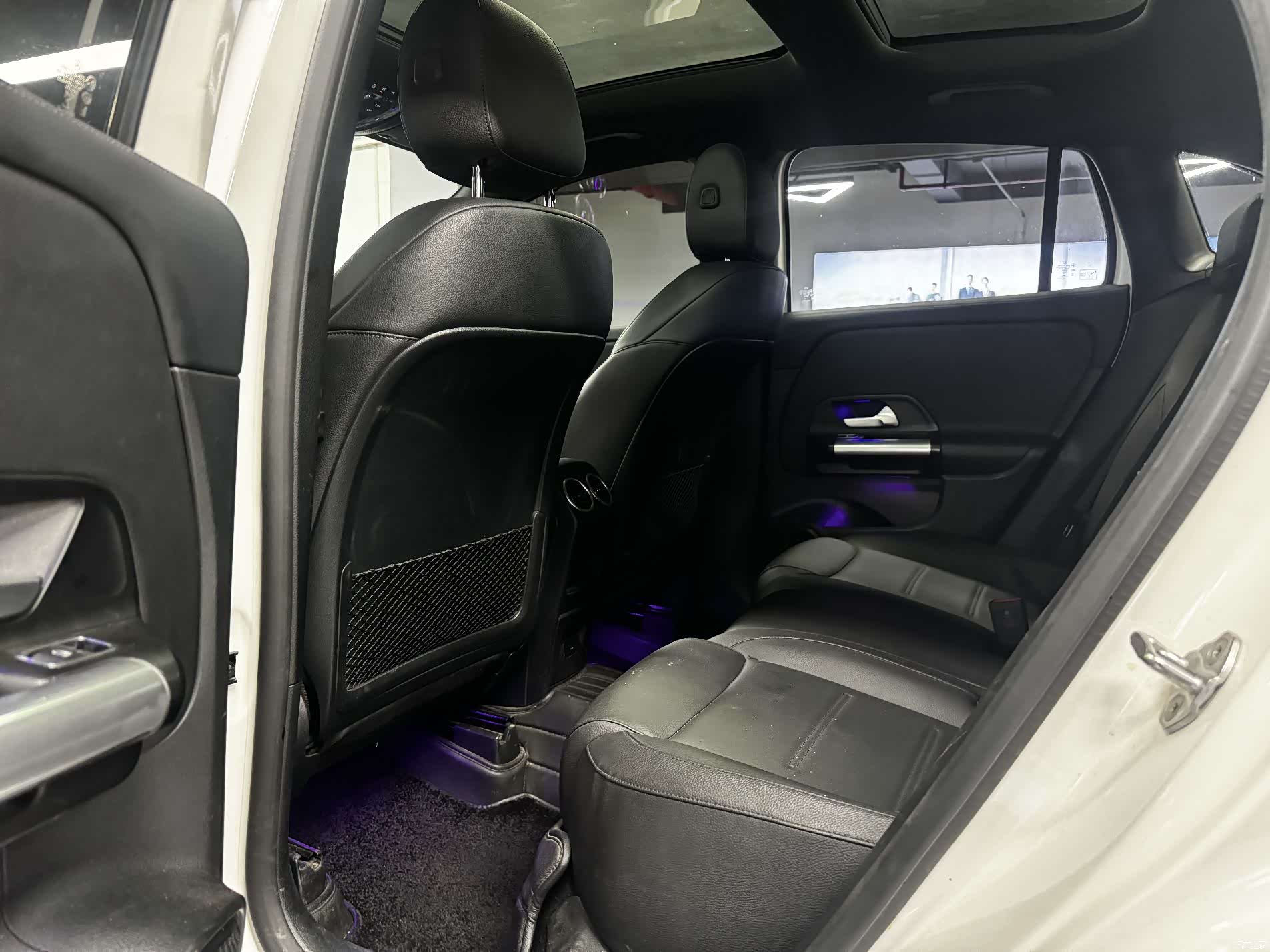 Mercedes-Benz GLA, 2022 8