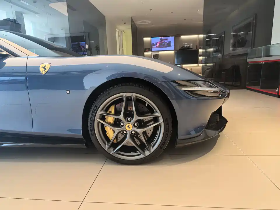 Ferrari Roma