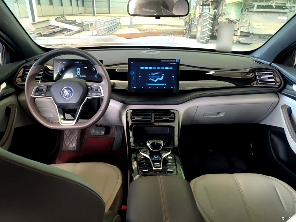 BYD Qin, 2025 10