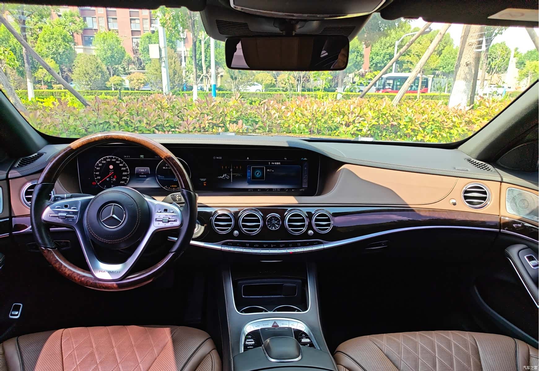 Maybach S-Class, 2019 6