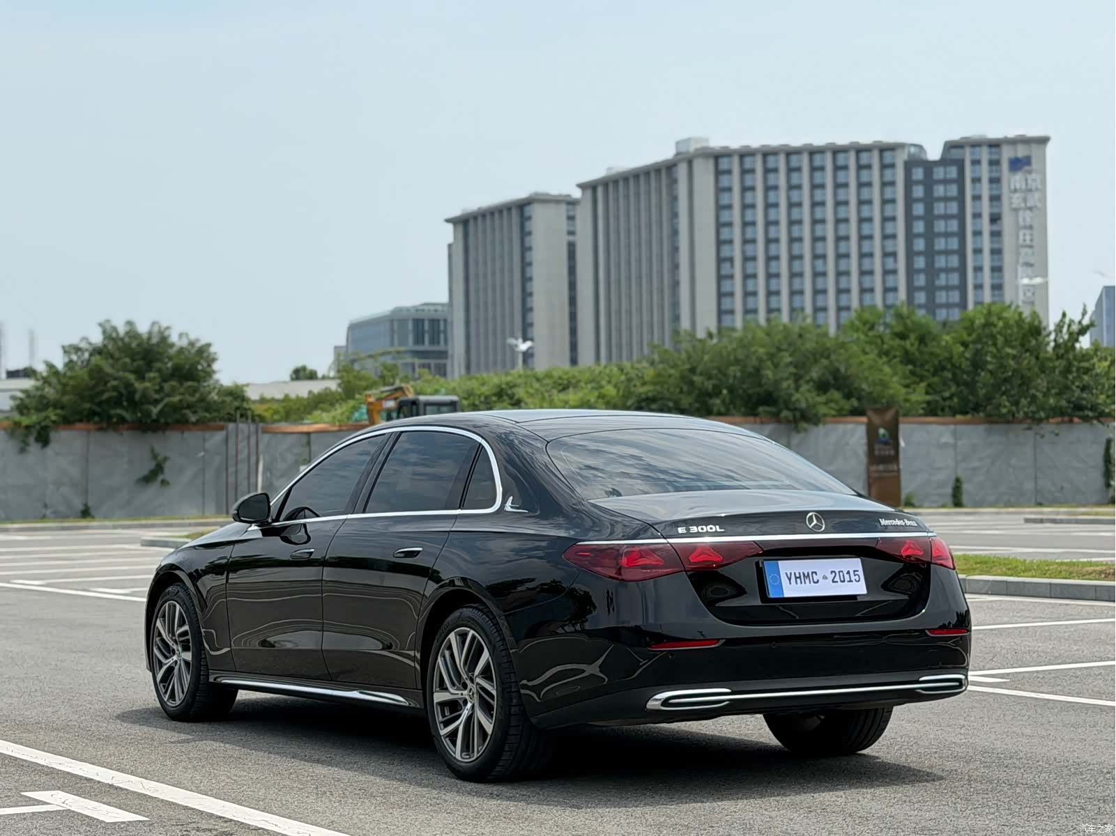 Mercedes-Benz E-Class, 2024 17