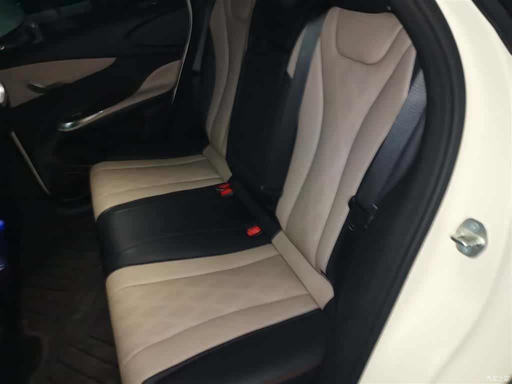 BYD Dolphin, 2024 15