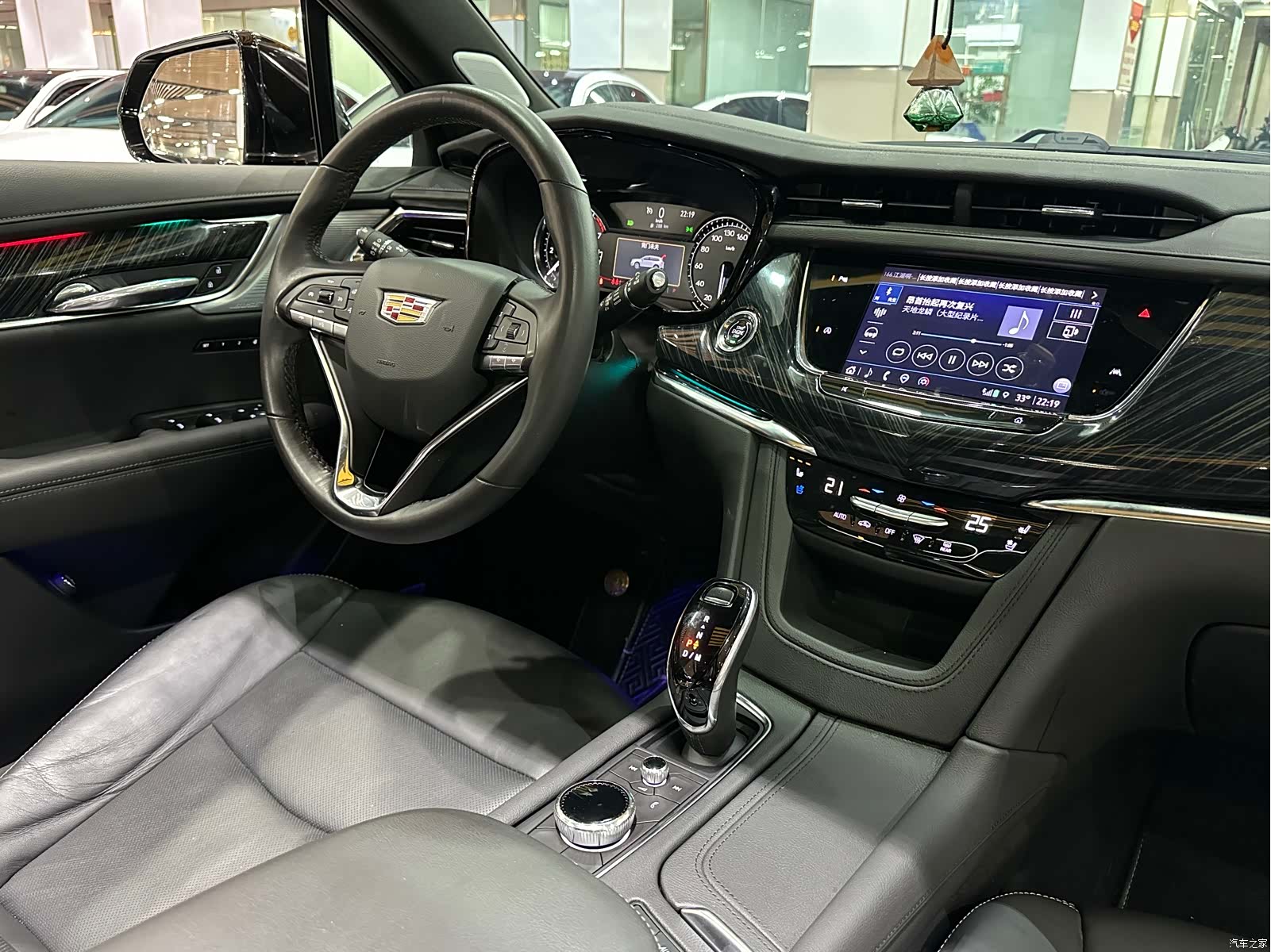 Cadillac XT6, 2023 9