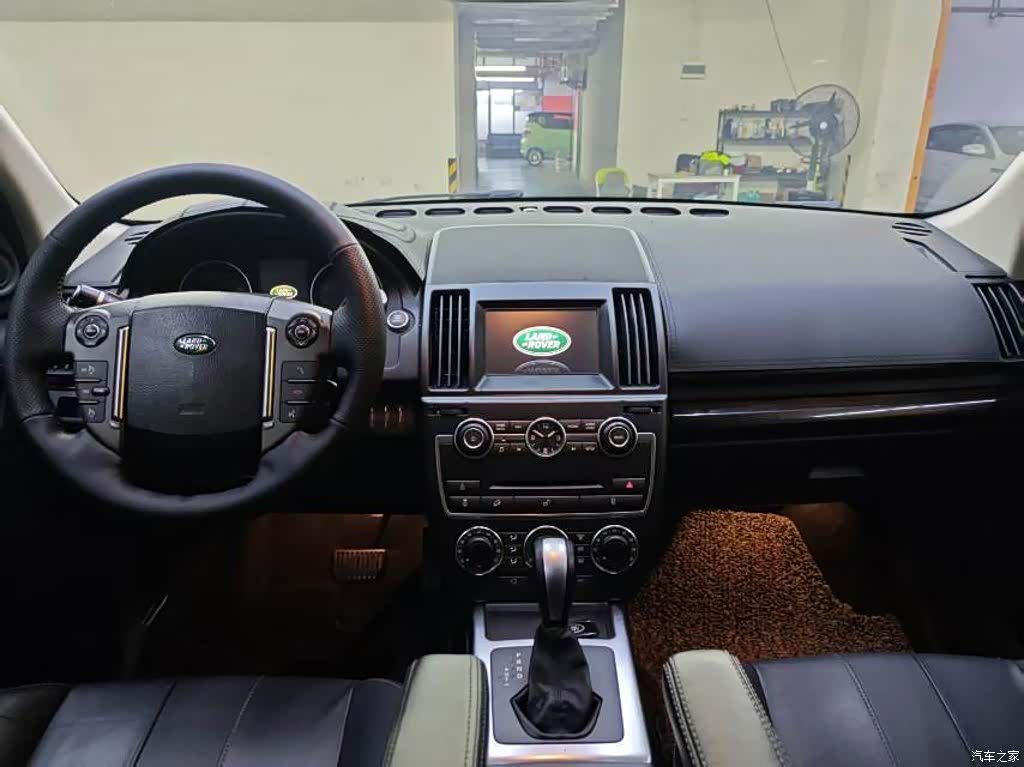 Land Rover Si4, 2014 9