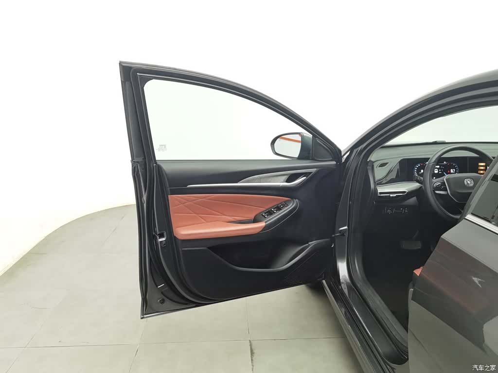 Changan Eado, 2023 8