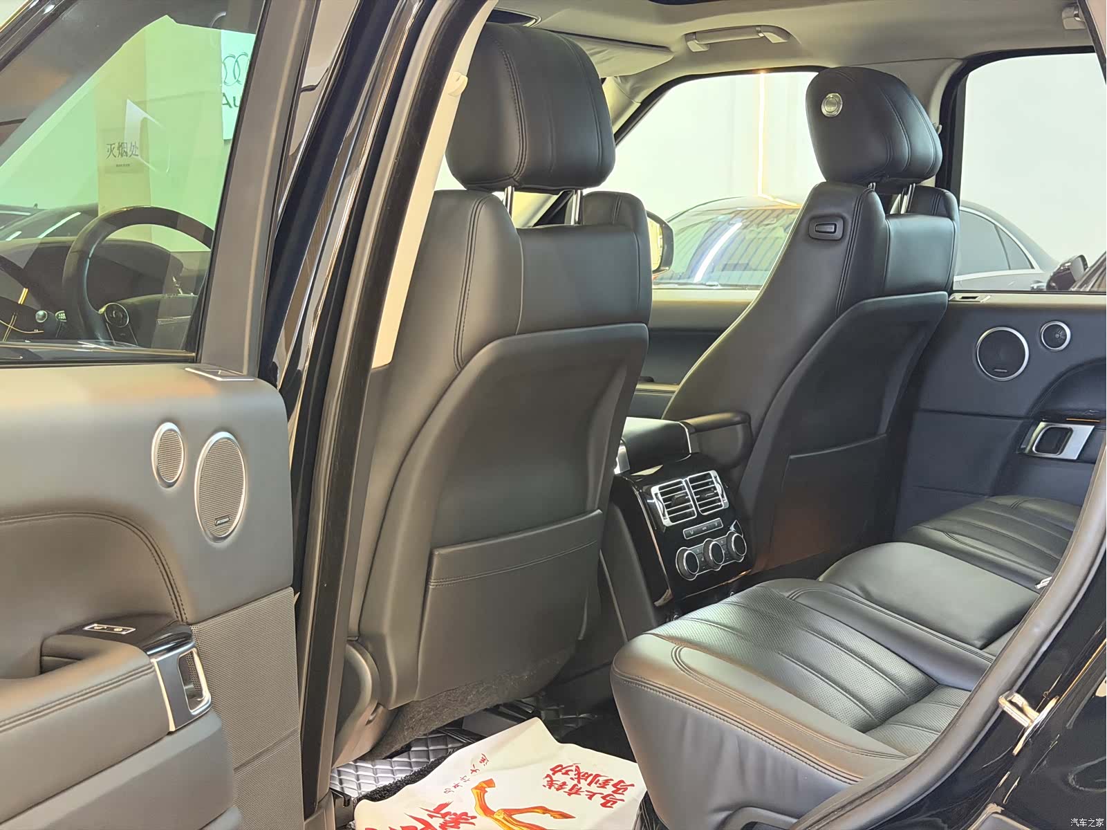 Land Rover Range Rover, 2015 9