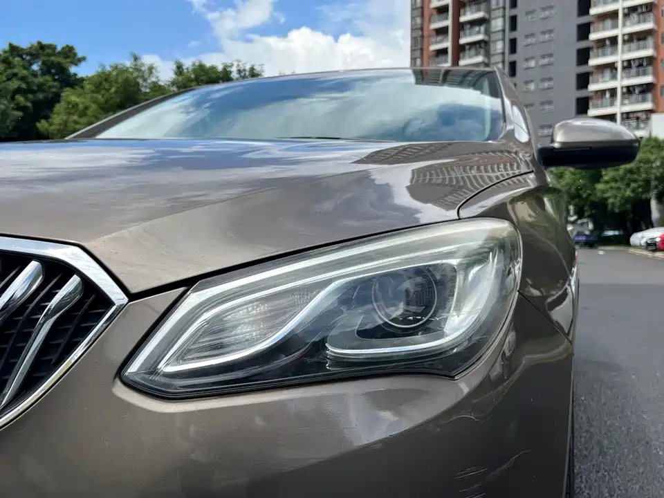 Buick Yinglang