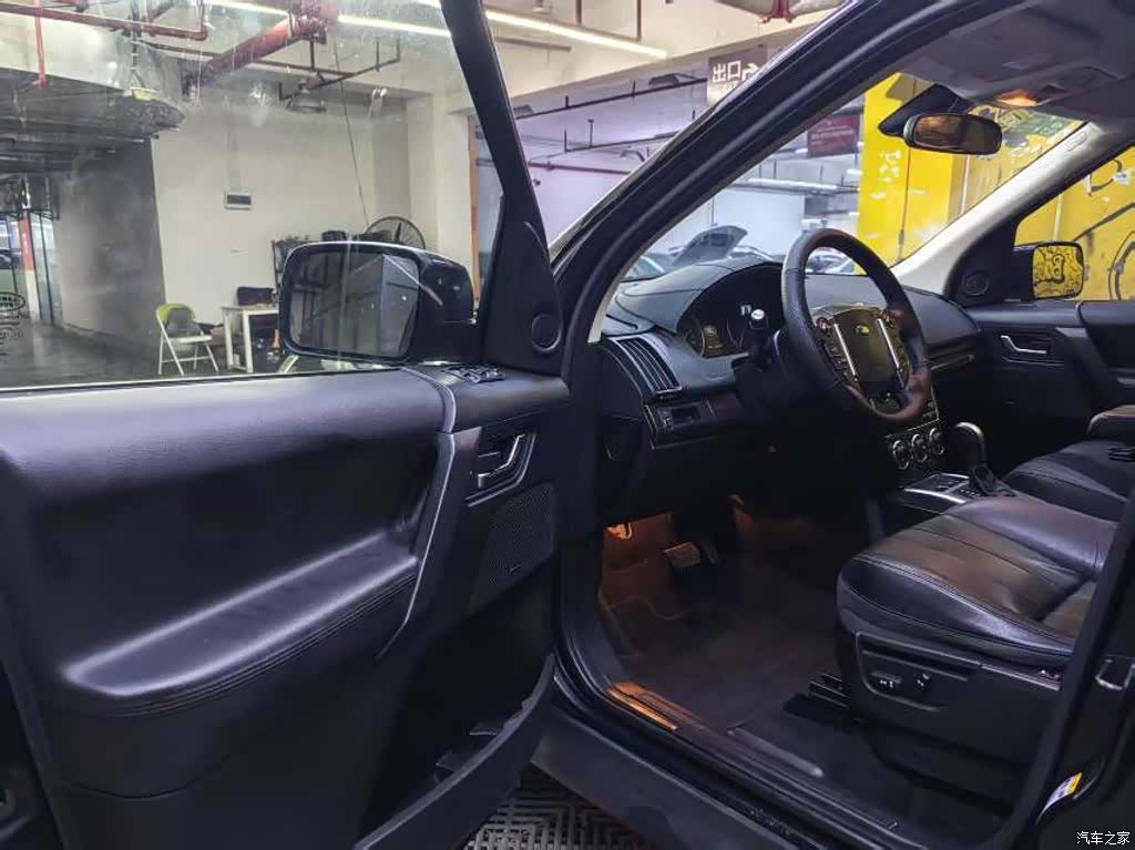 Land Rover Si4, 2014 7