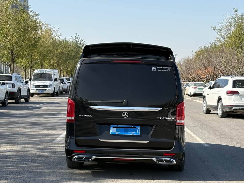 Mercedes-Benz V-class
