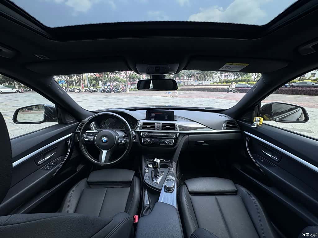 BMW 3 Series, 2019 все фото