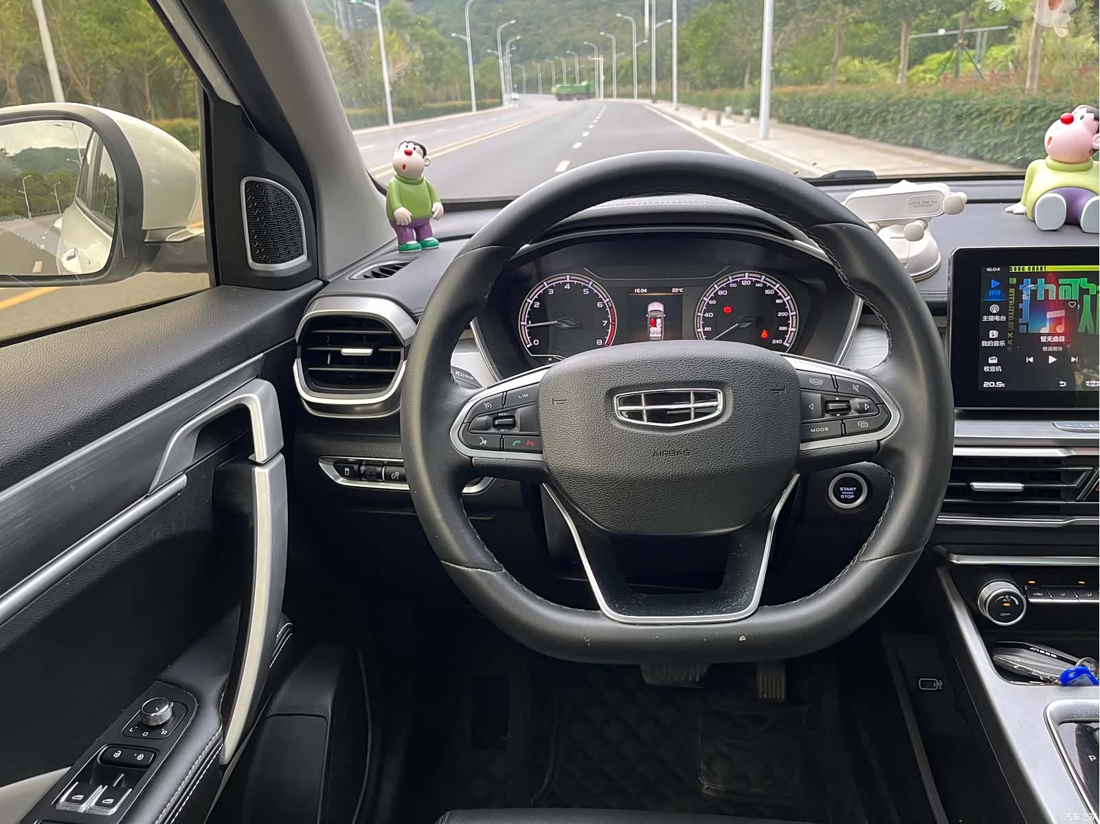 Geely Coolray, 2020 8