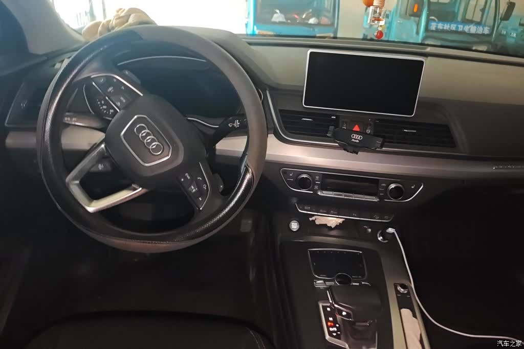 Audi Q5L, 2021 12