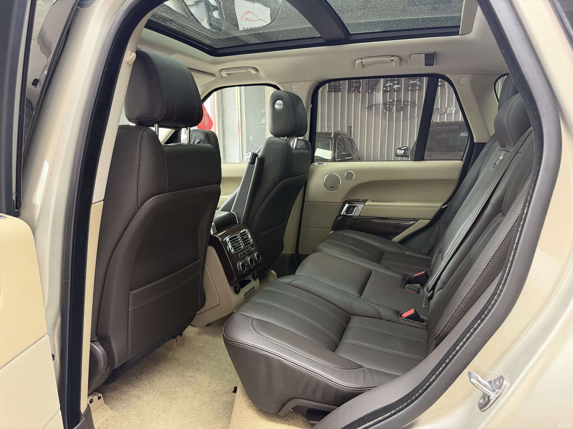 Land Rover Range Rover, 2013 28