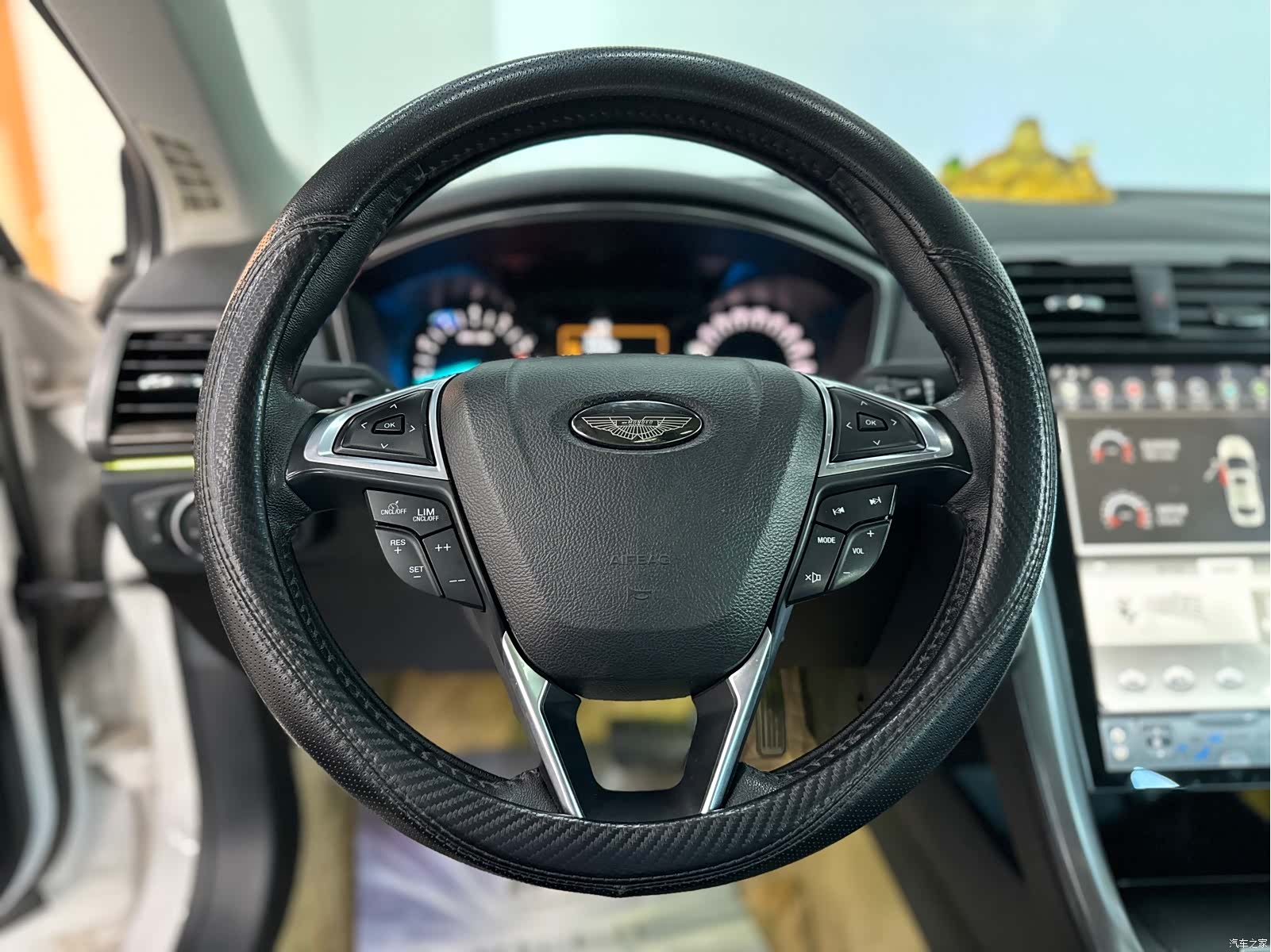 Ford Mondeo, 2019 8