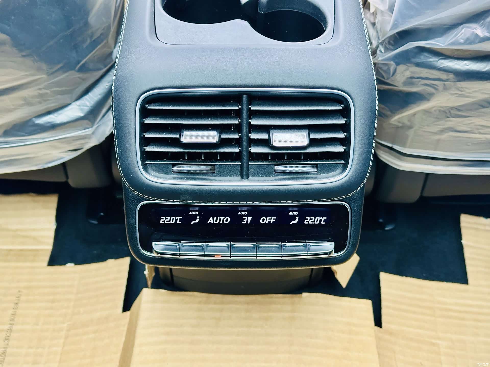Mercedes-Benz GLS, 2026 17
