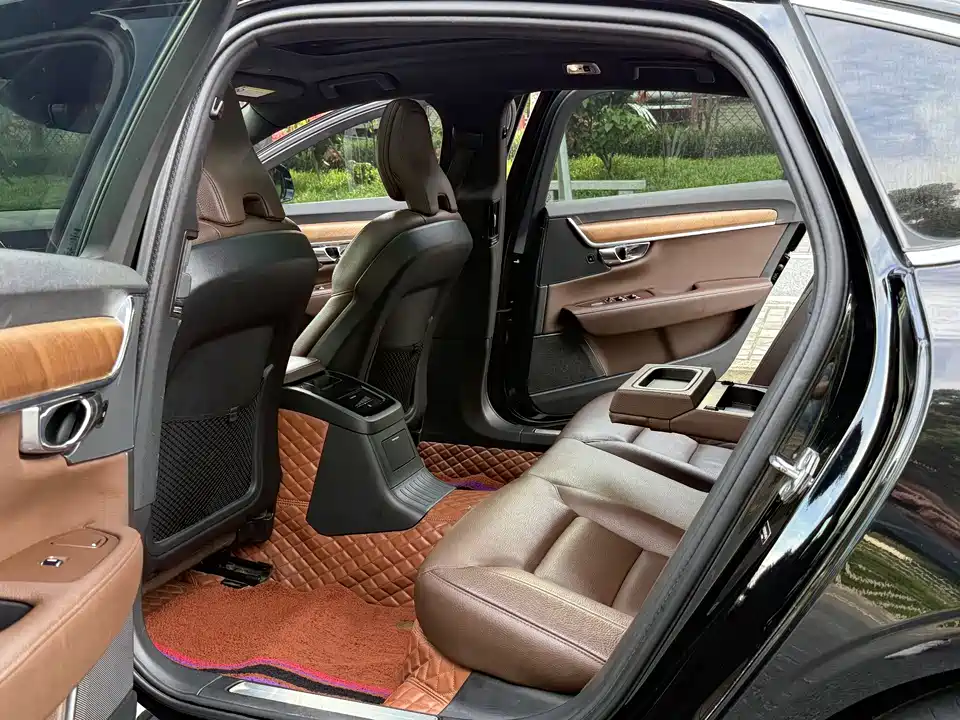 Volvo S90 Volvo S90