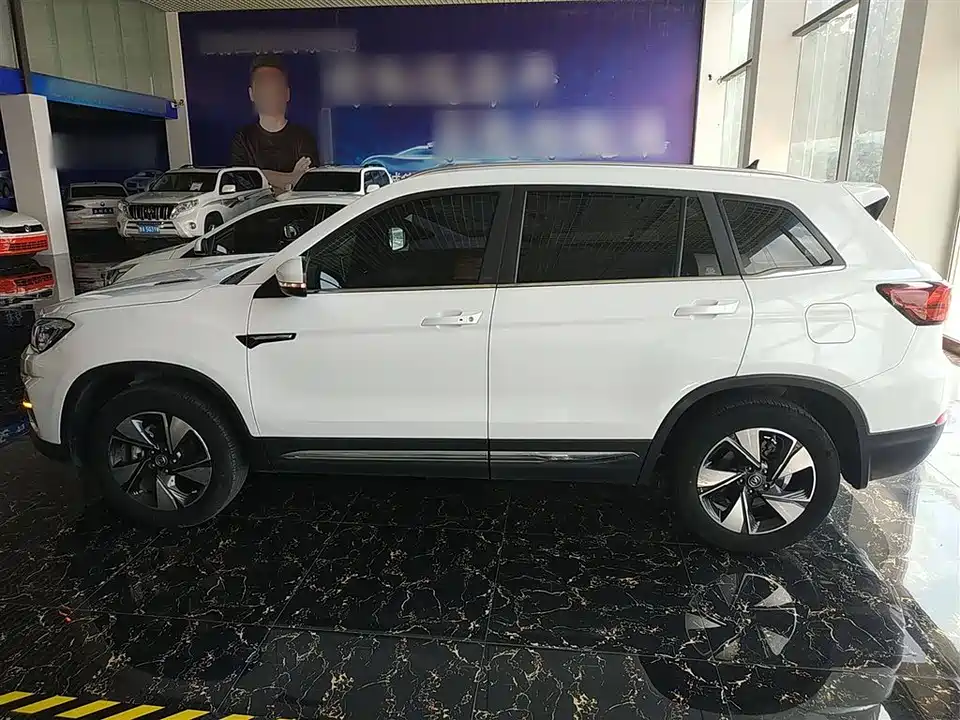 Changan CS75