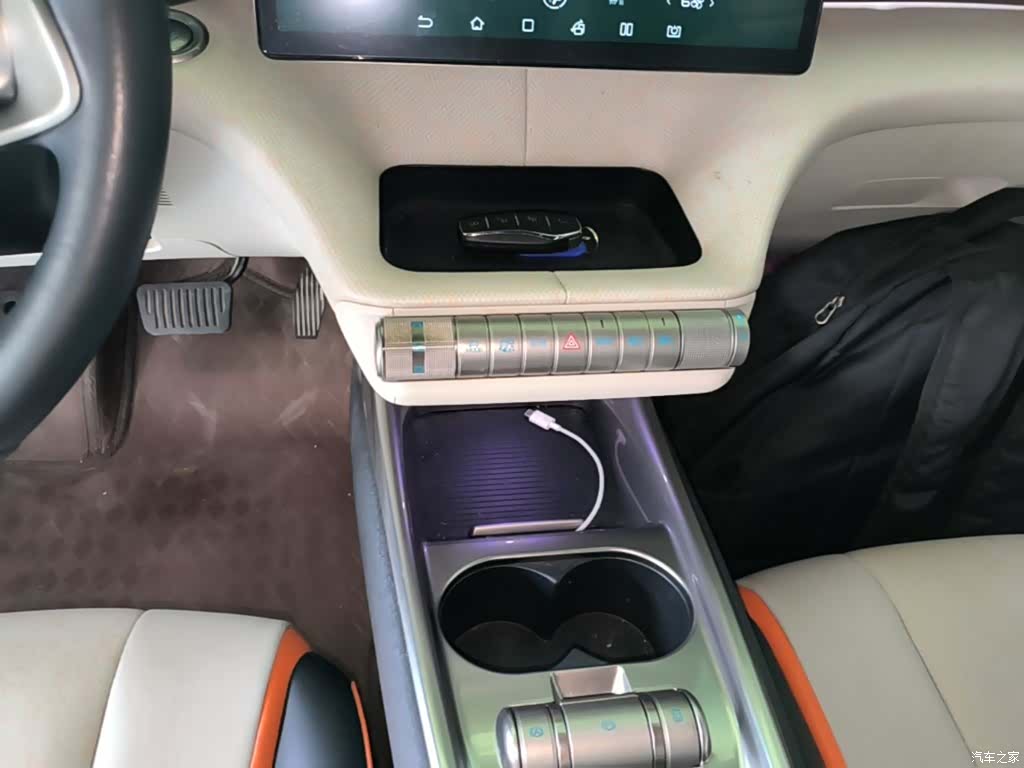 BYD Dolphin, 2021 14