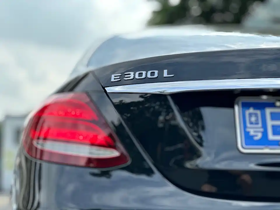Mercedes-Benz E-class Mercedes-Benz E-class
