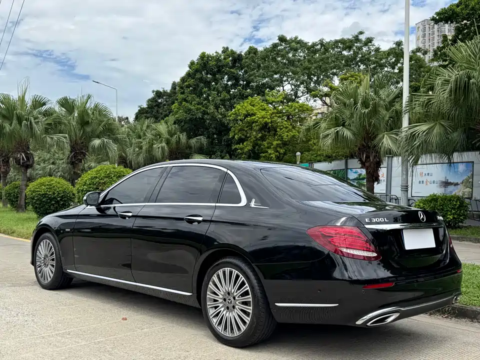 Mercedes-Benz E-class Mercedes-Benz E-class
