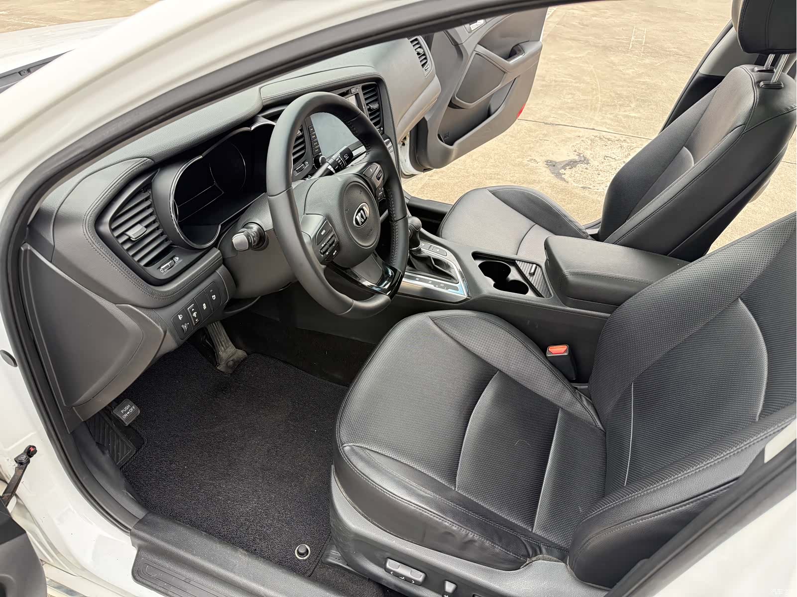 Kia K5, 2013 8
