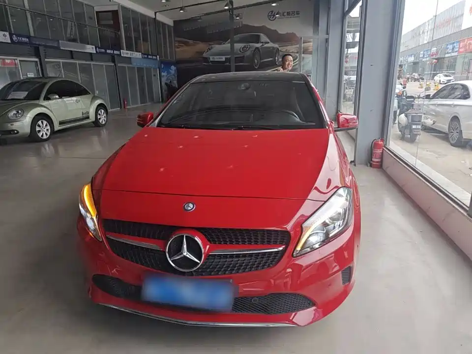 Mercedes-Benz Class A Mercedes-Benz Class A