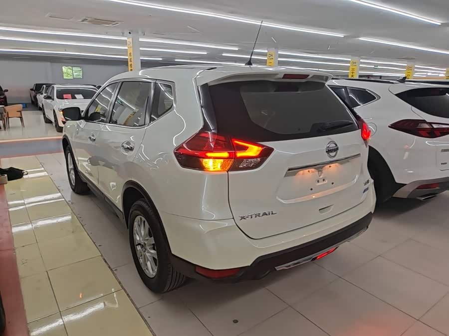 Nissan X-Trail 2018, фото 5
