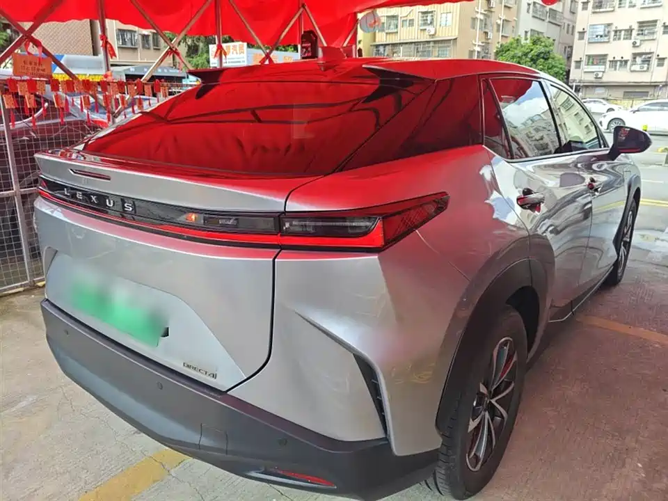 Lexus RZ Lexus RZ