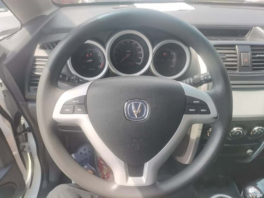 Changan CX20, 2015 11