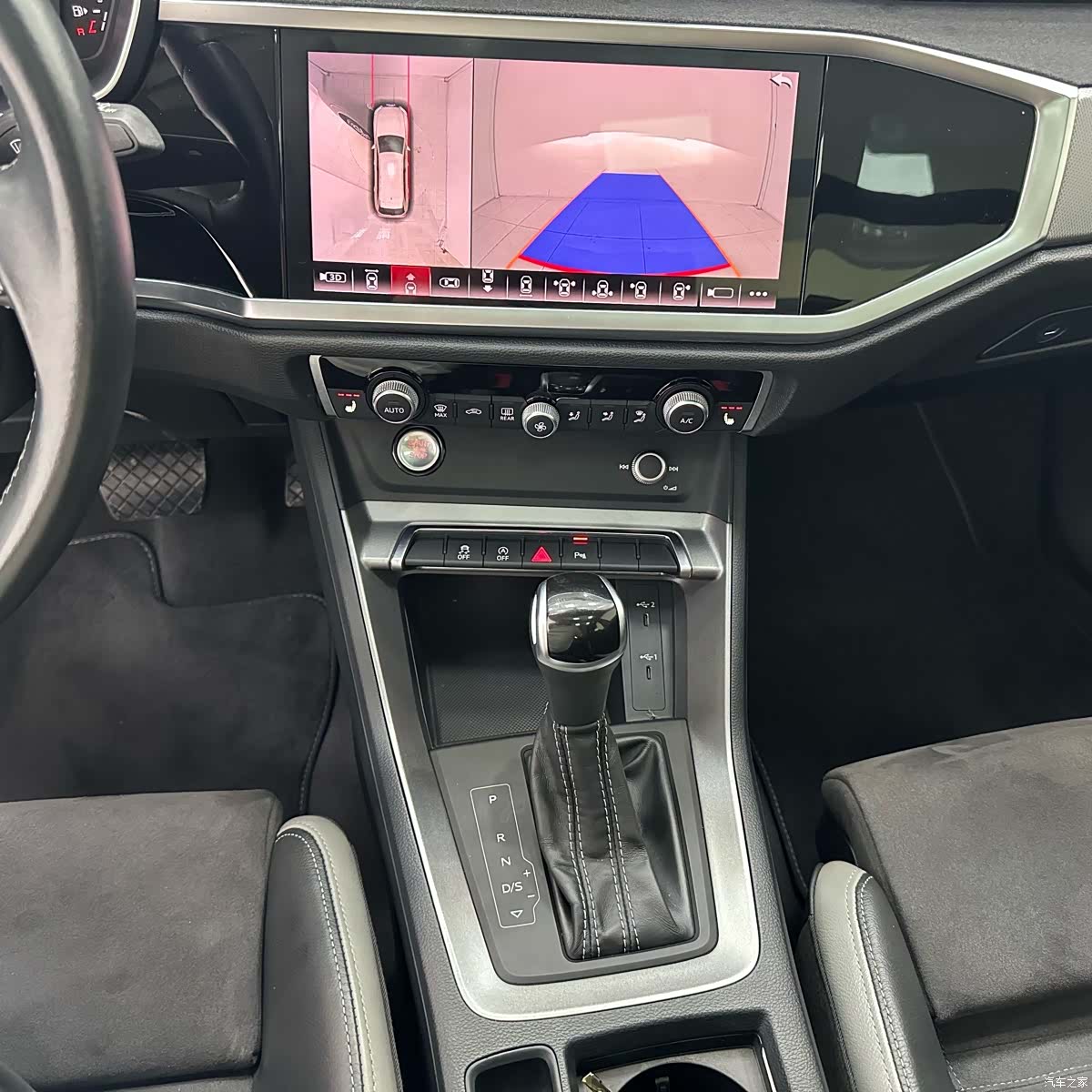 Audi Q3, 2022 14