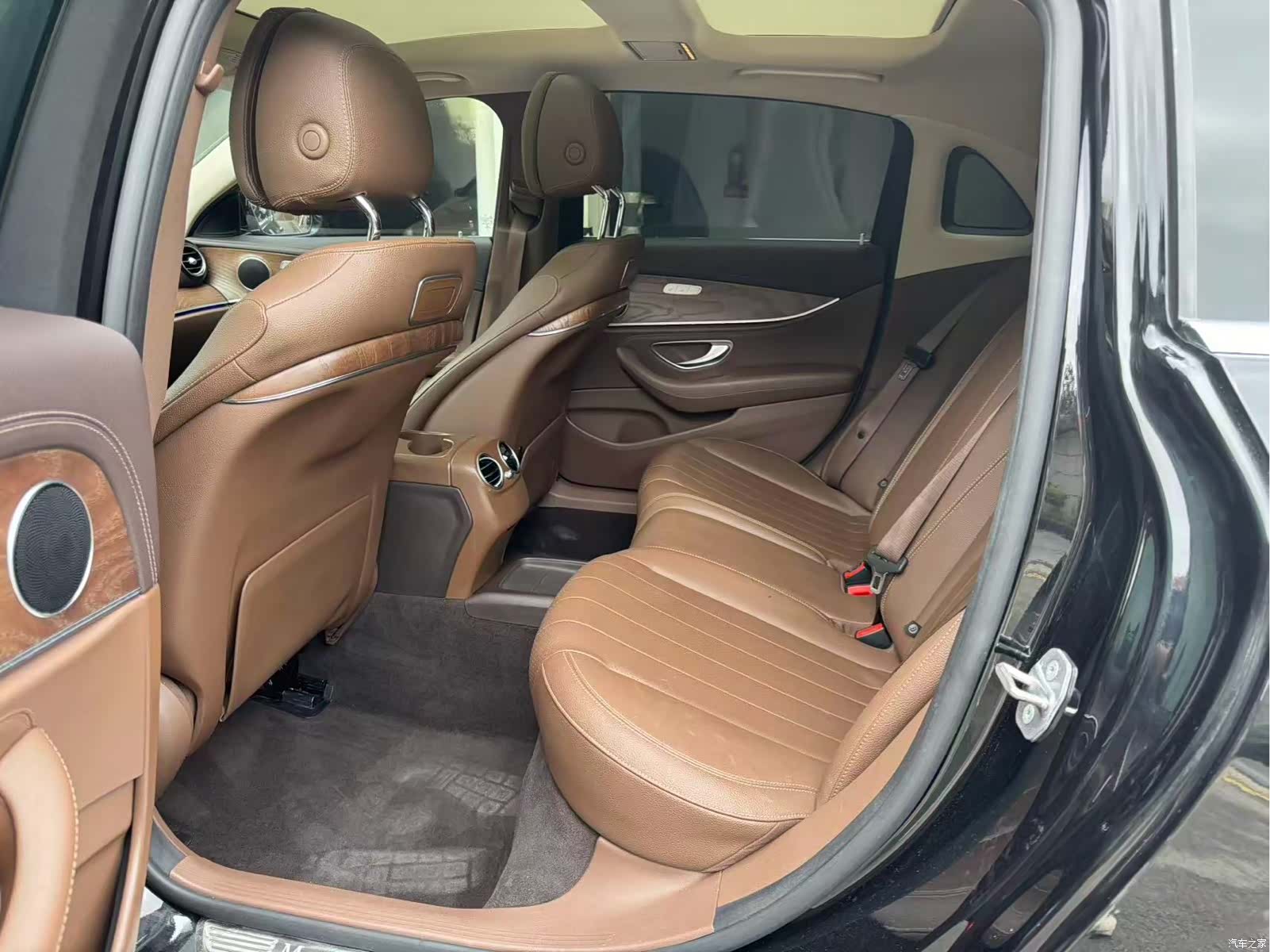 Mercedes-Benz E-Class, 2017 9