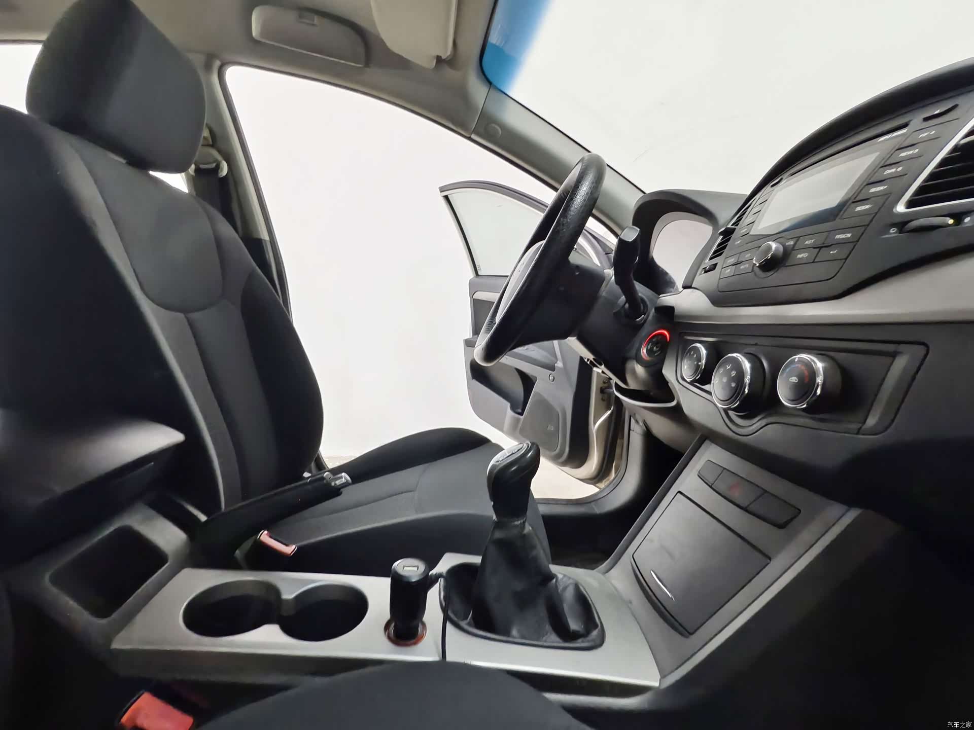Roewe 350, 2014 14