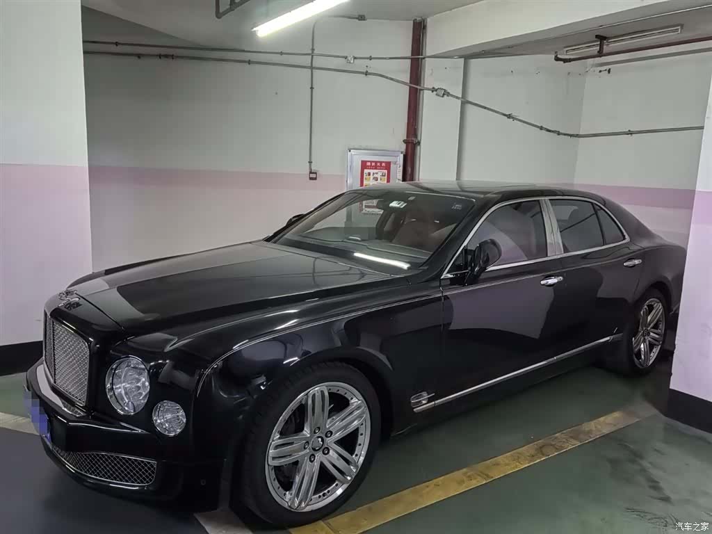 Bentley Mulsanne, 2016 1
