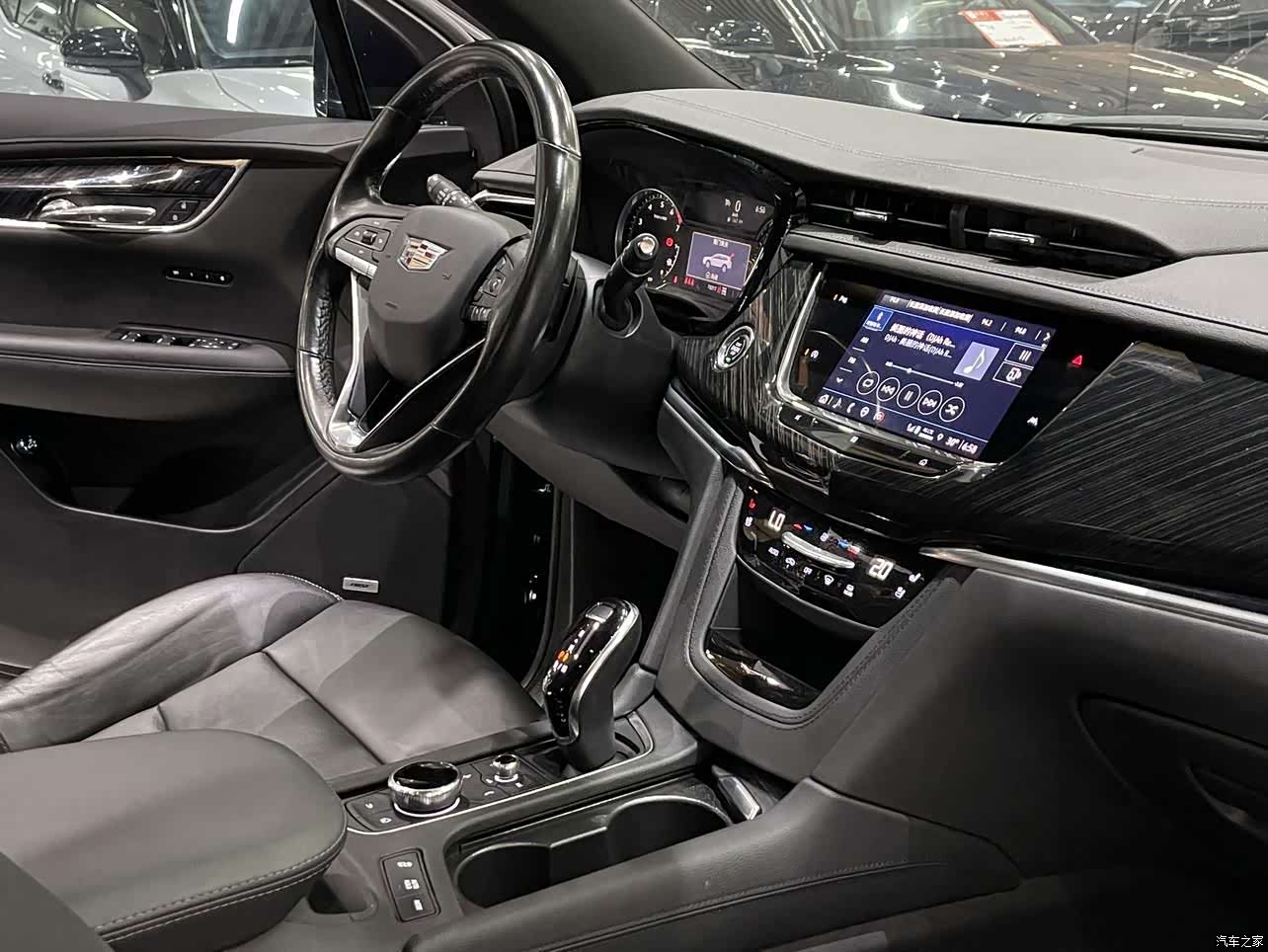 Cadillac XT6, 2021 9