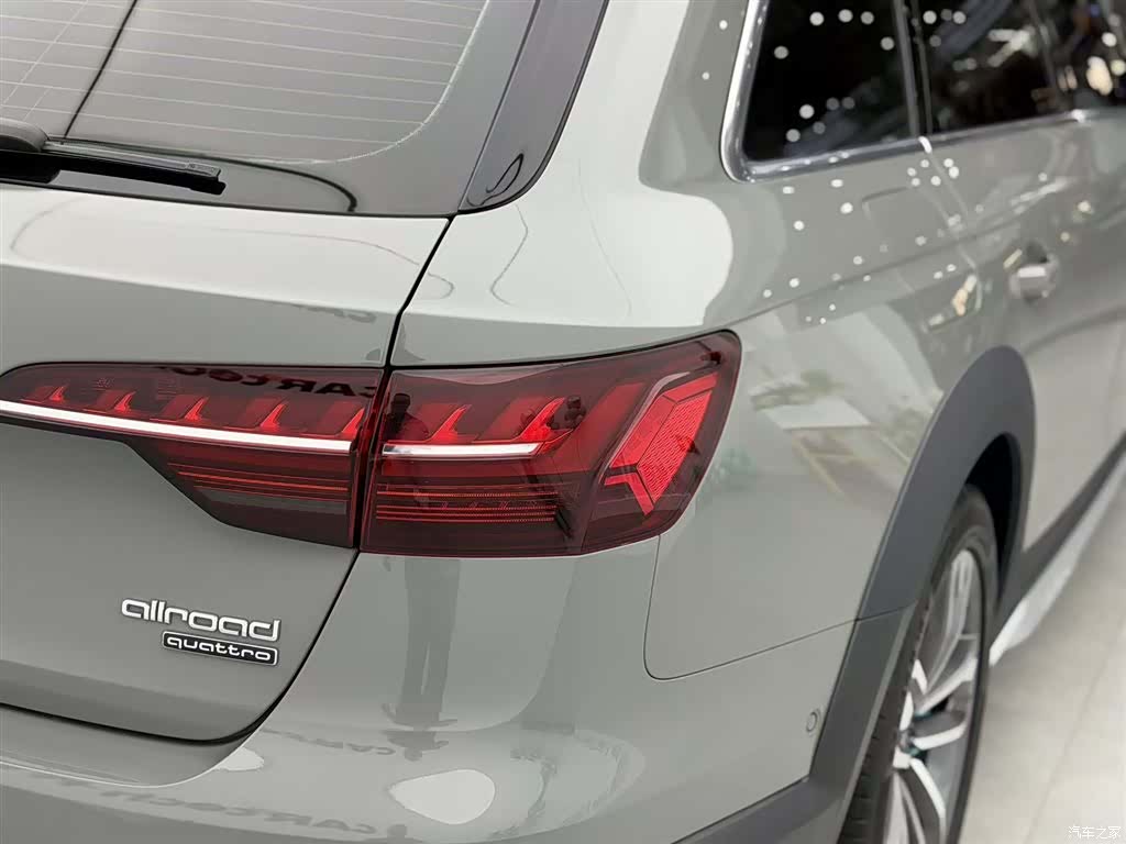 Audi A4, 2021 32
