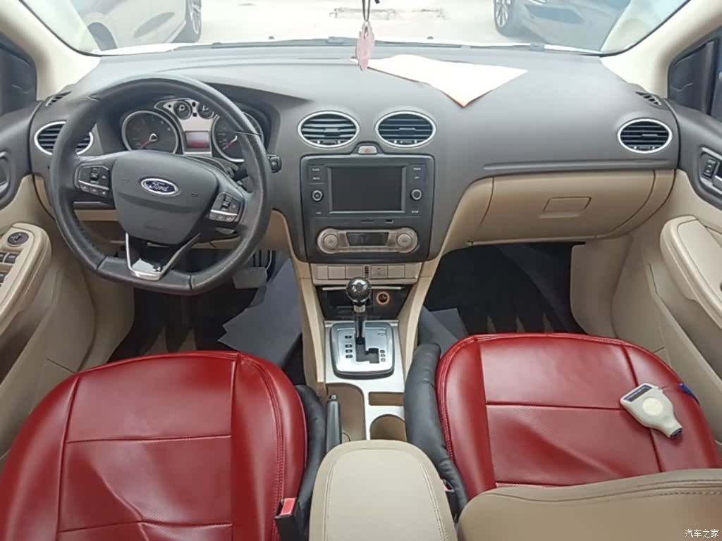 Ford Focus, 2015 6