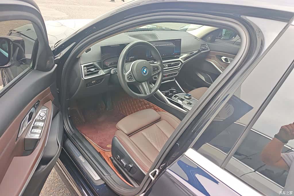 BMW i3, 2024 9