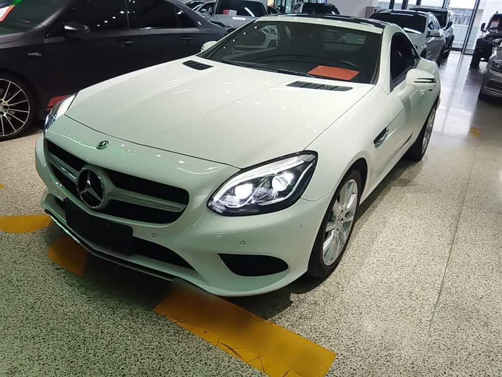 Mercedes-Benz SLC