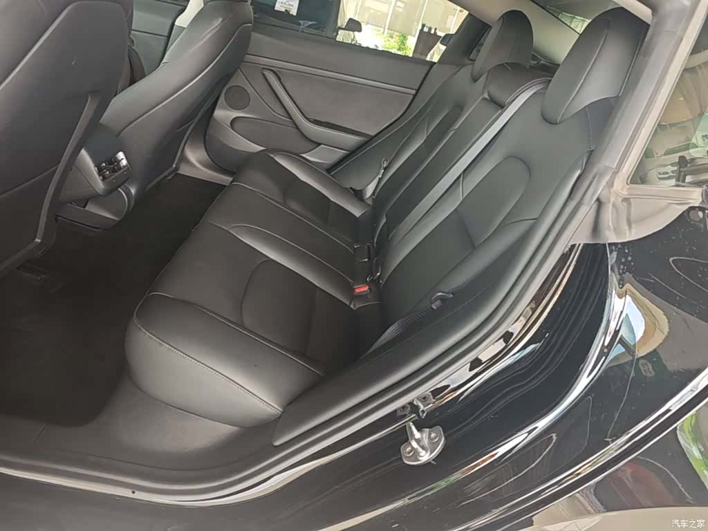 Tesla Model 3, 2021 17
