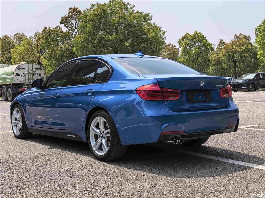 BMW 3 Series, 2016 13