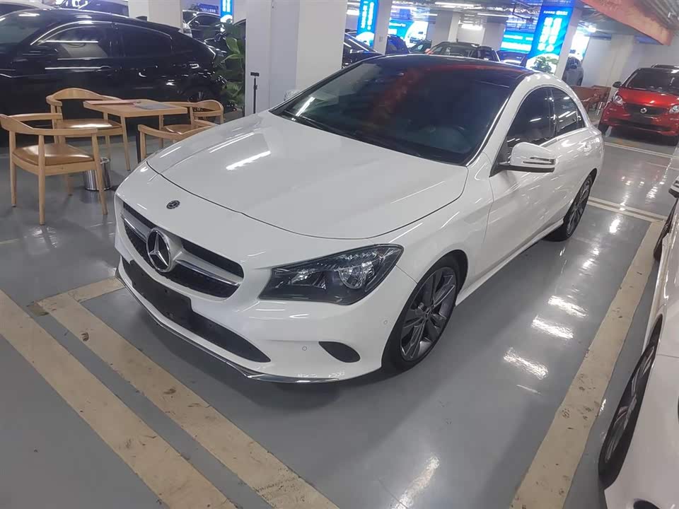Mercedes-Benz CLA