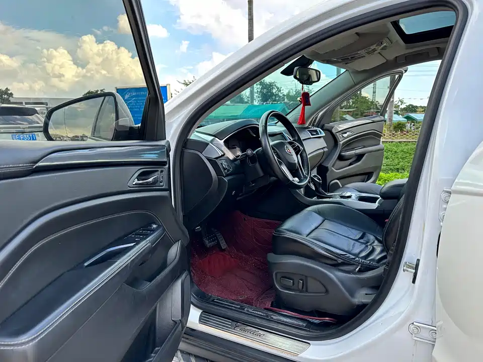 Cadillac SRX