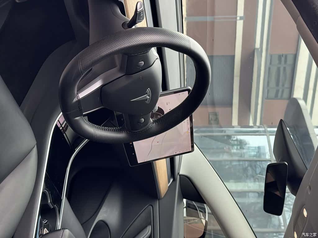 Tesla Model 3, 2020 12