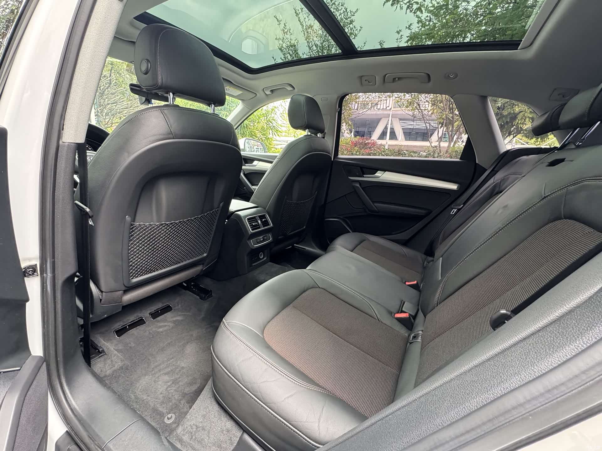 Audi Q5L, 2018 7