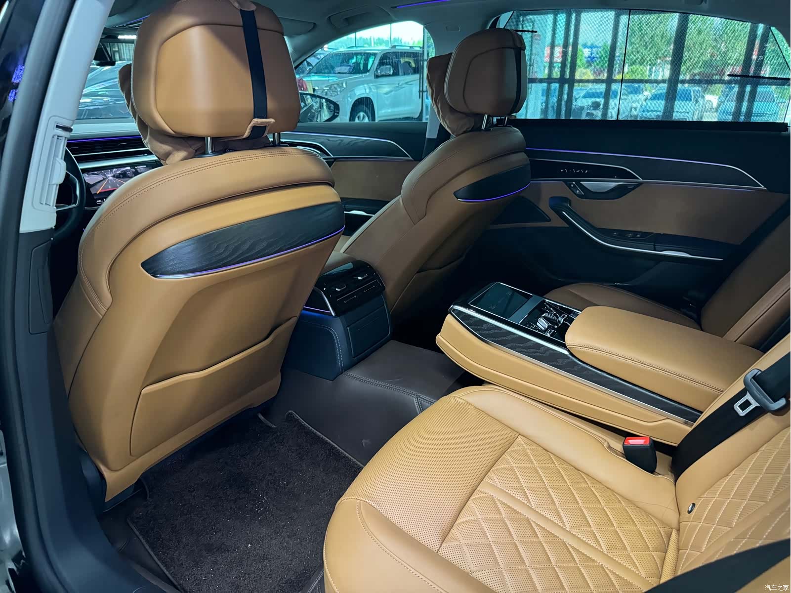 Audi A8L, 2024 9