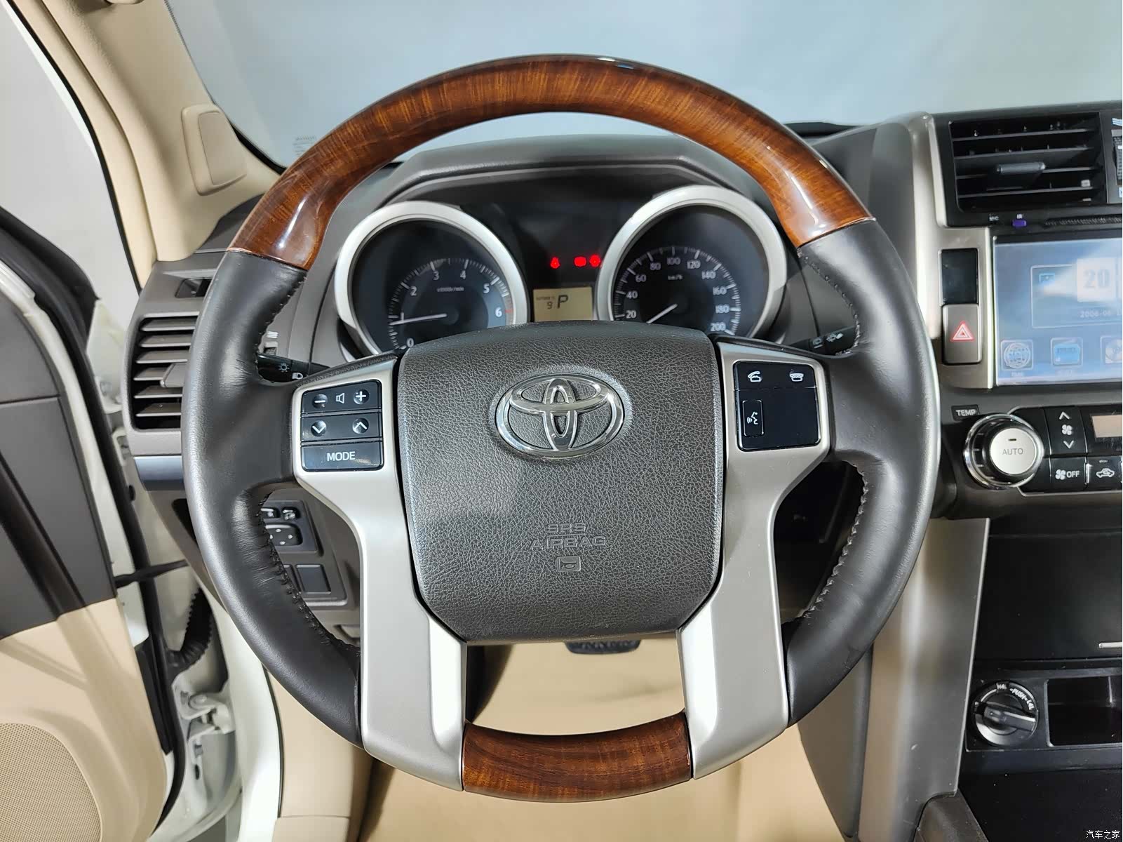 Toyota Prado, 2013 8