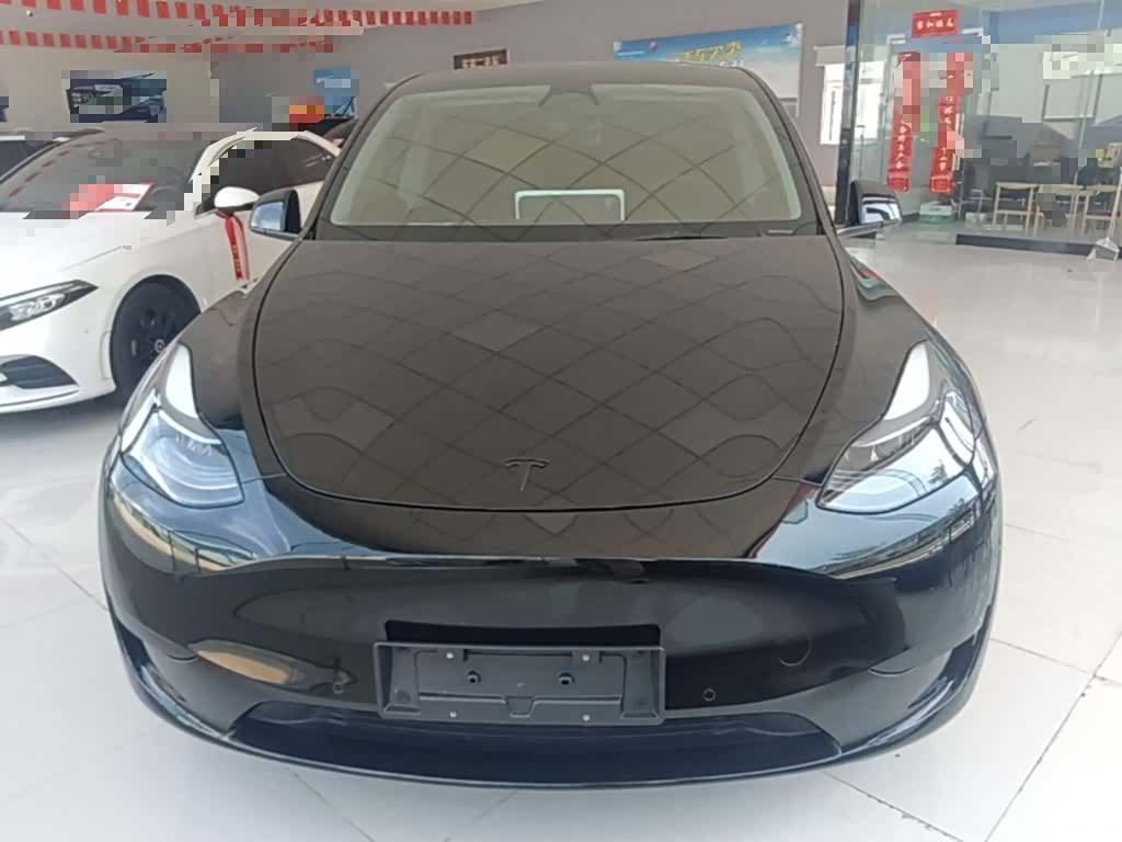 Tesla Model Y, 2023 3